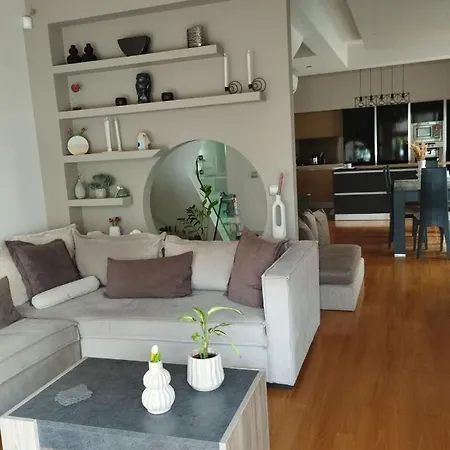 Palmyra Villa
